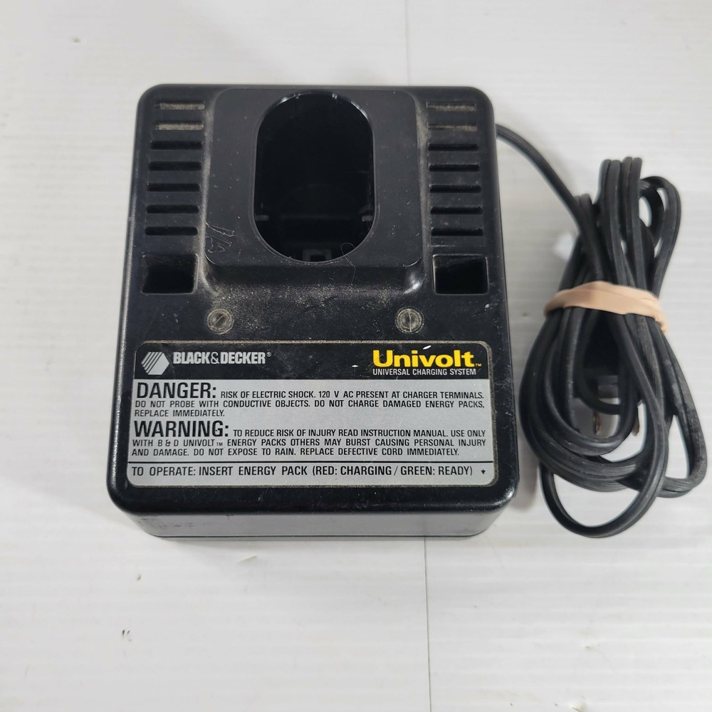 Black & Decker 98014 Univolt Universal Charging‎ System Type 2 Battery Charger - Picture 5 of 7